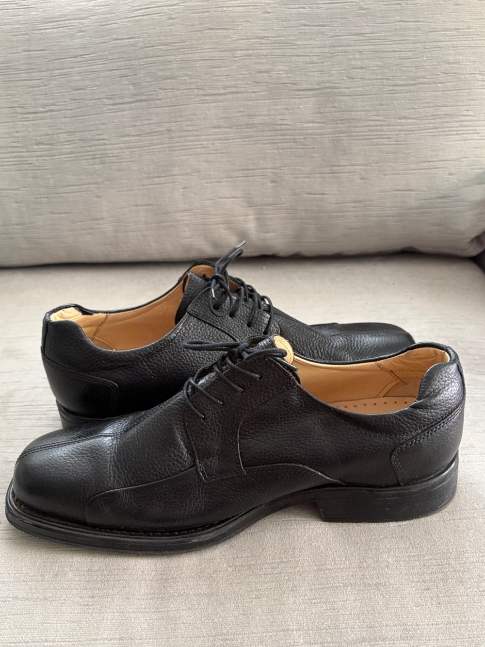 Men's Black Leather Lace-Up Derby Shoes